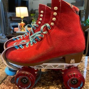 Moxi Lolly custom outdoor skates - Poppy red , ladies sz7